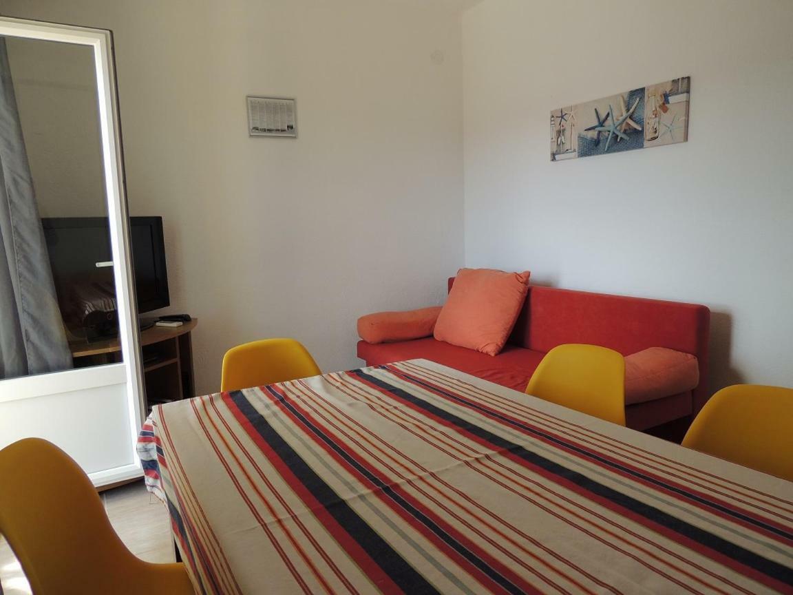 Apartman Tea Karlobag Ngoại thất bức ảnh